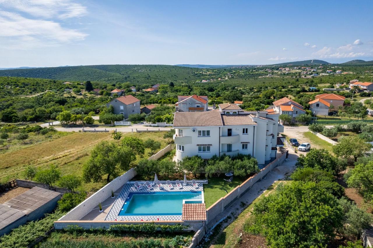 Apartman David S Bazenom Podusje Zewnętrze zdjęcie